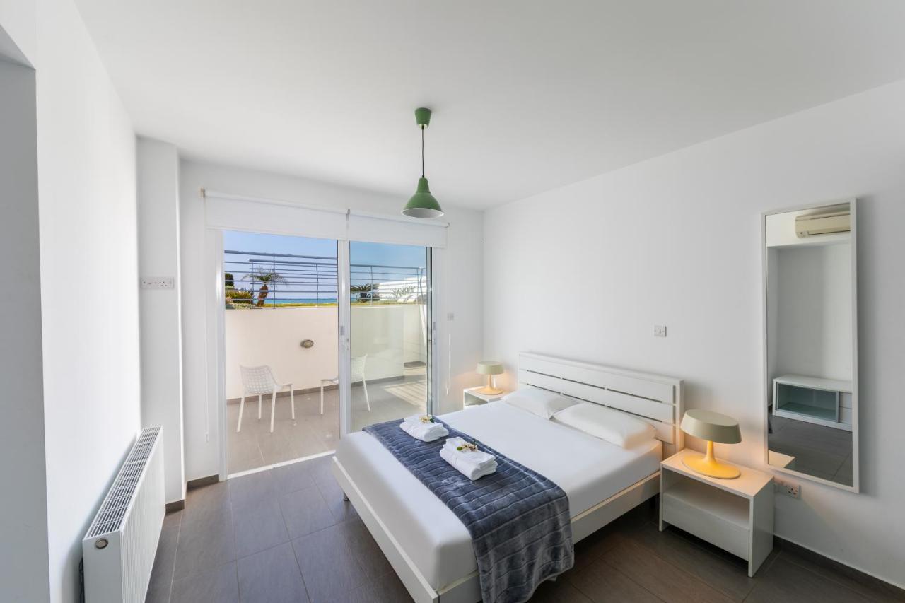 קורל ביי Blue Coral Beach Villas Three Exclusive Villas - Poseidon - Nautilus - Oceanos - And - Baby Coral Bungalow מראה חיצוני תמונה