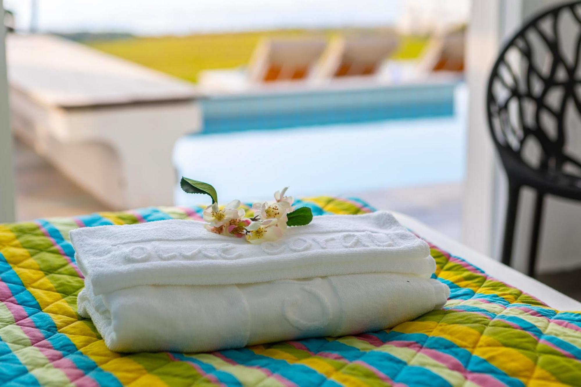 קורל ביי Blue Coral Beach Villas Three Exclusive Villas - Poseidon - Nautilus - Oceanos - And - Baby Coral Bungalow מראה חיצוני תמונה