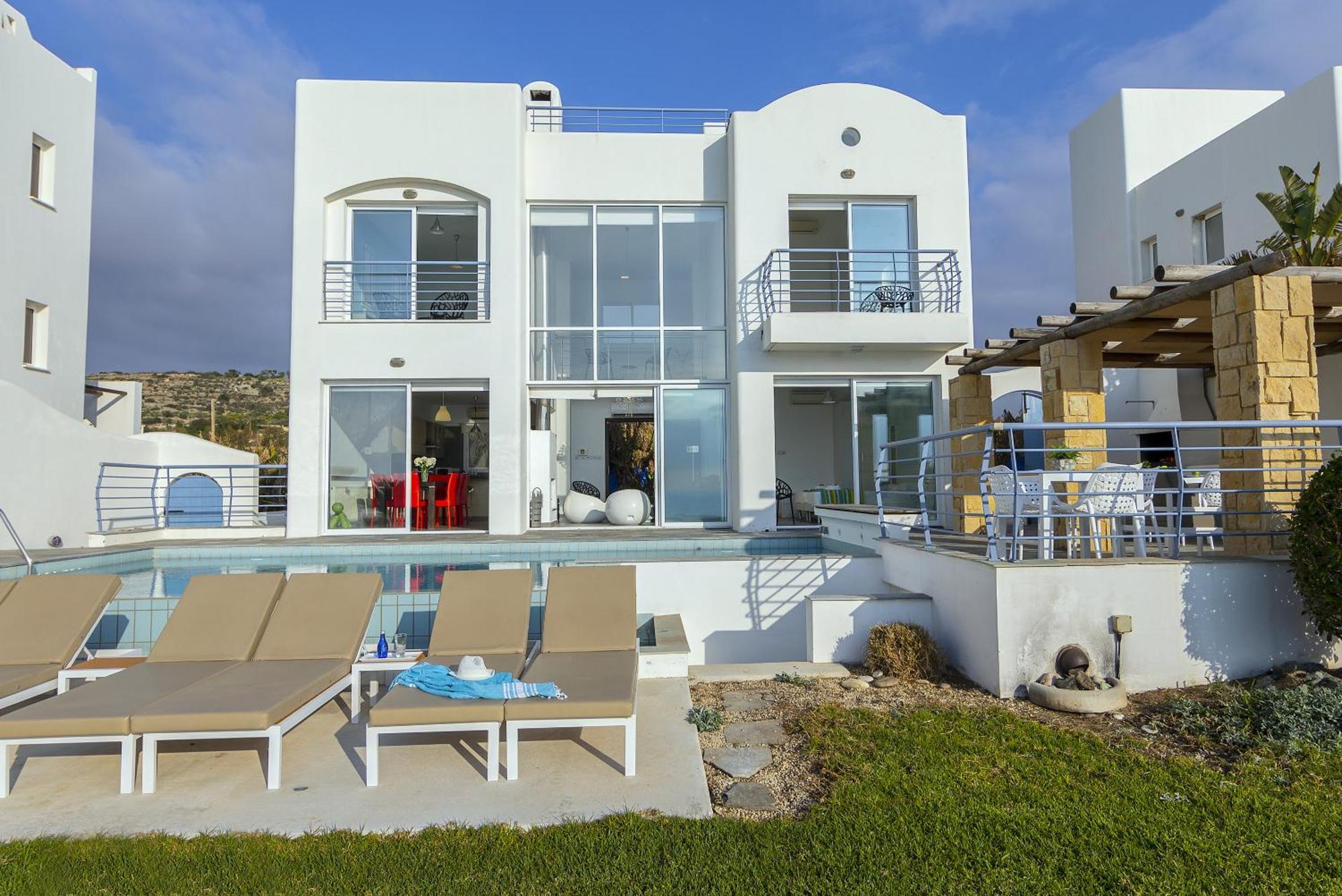 קורל ביי Blue Coral Beach Villas Three Exclusive Villas - Poseidon - Nautilus - Oceanos - And - Baby Coral Bungalow מראה חיצוני תמונה