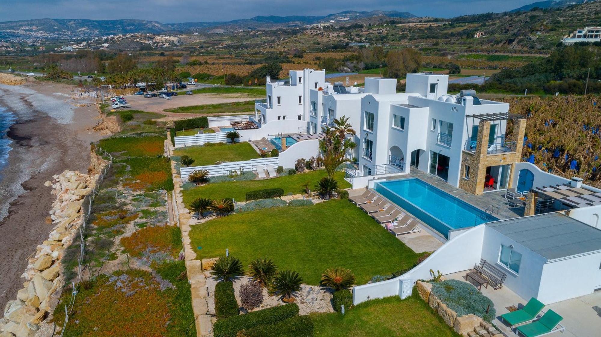 קורל ביי Blue Coral Beach Villas Three Exclusive Villas - Poseidon - Nautilus - Oceanos - And - Baby Coral Bungalow מראה חיצוני תמונה